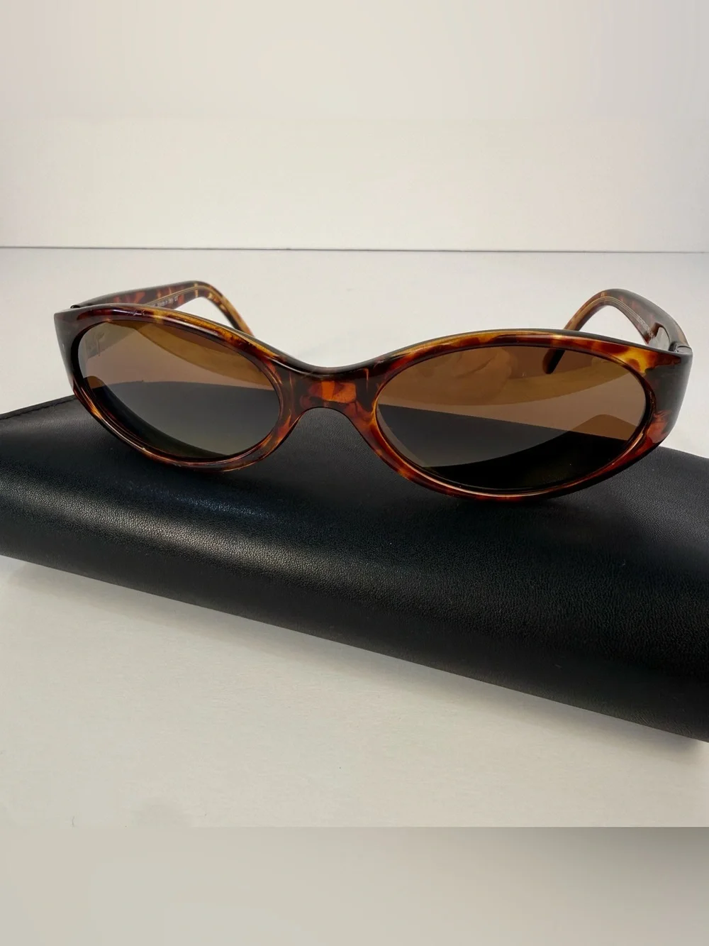 Maui Jim Malia MJ125-10 Tortoiseshell- Brown Lenses Vintage Discontinued